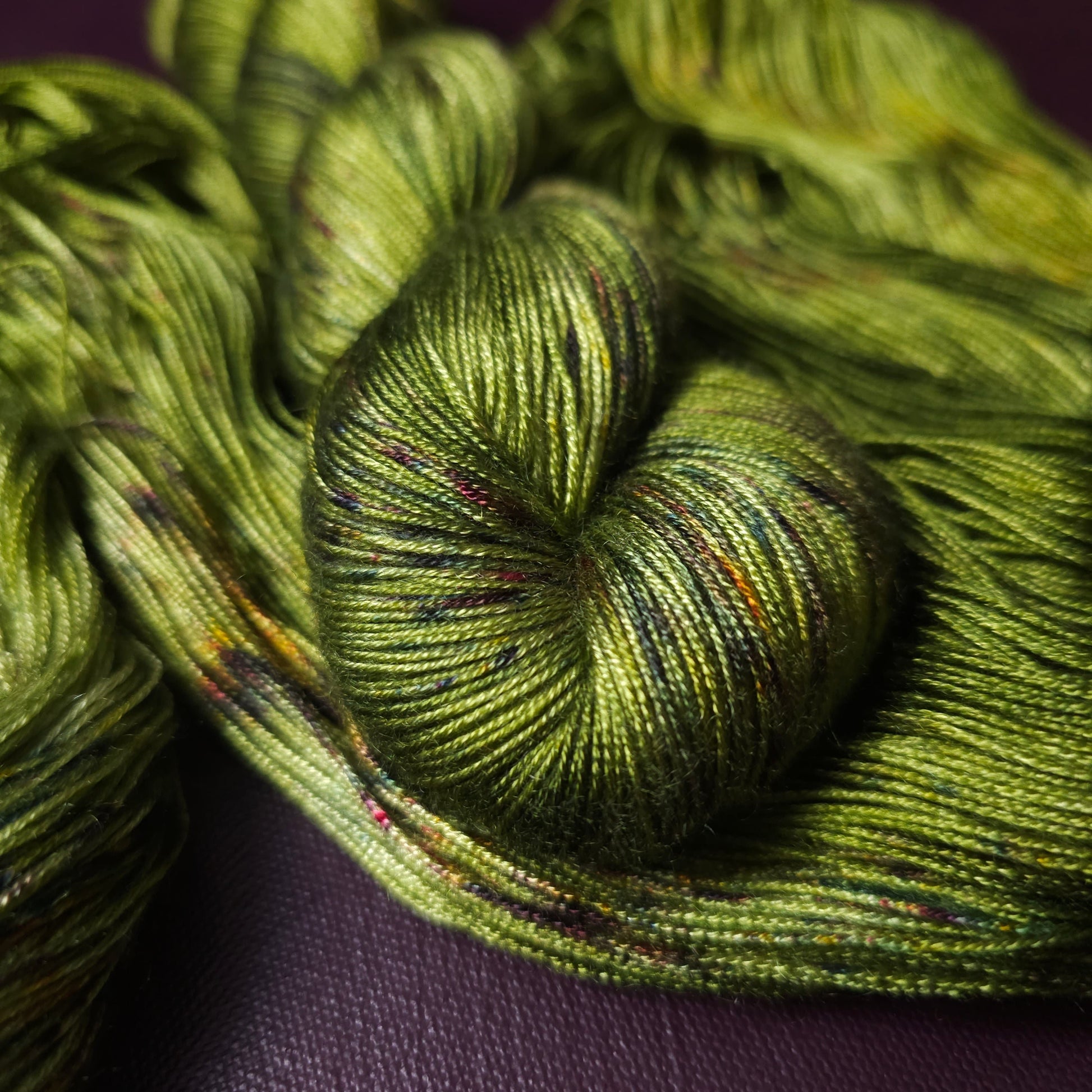 Hand dyed yarn ~ Don't Frog Me ***Dyed to order ~ fingering / DK weight tencel OR bamboo yarn, vegan, hand painted