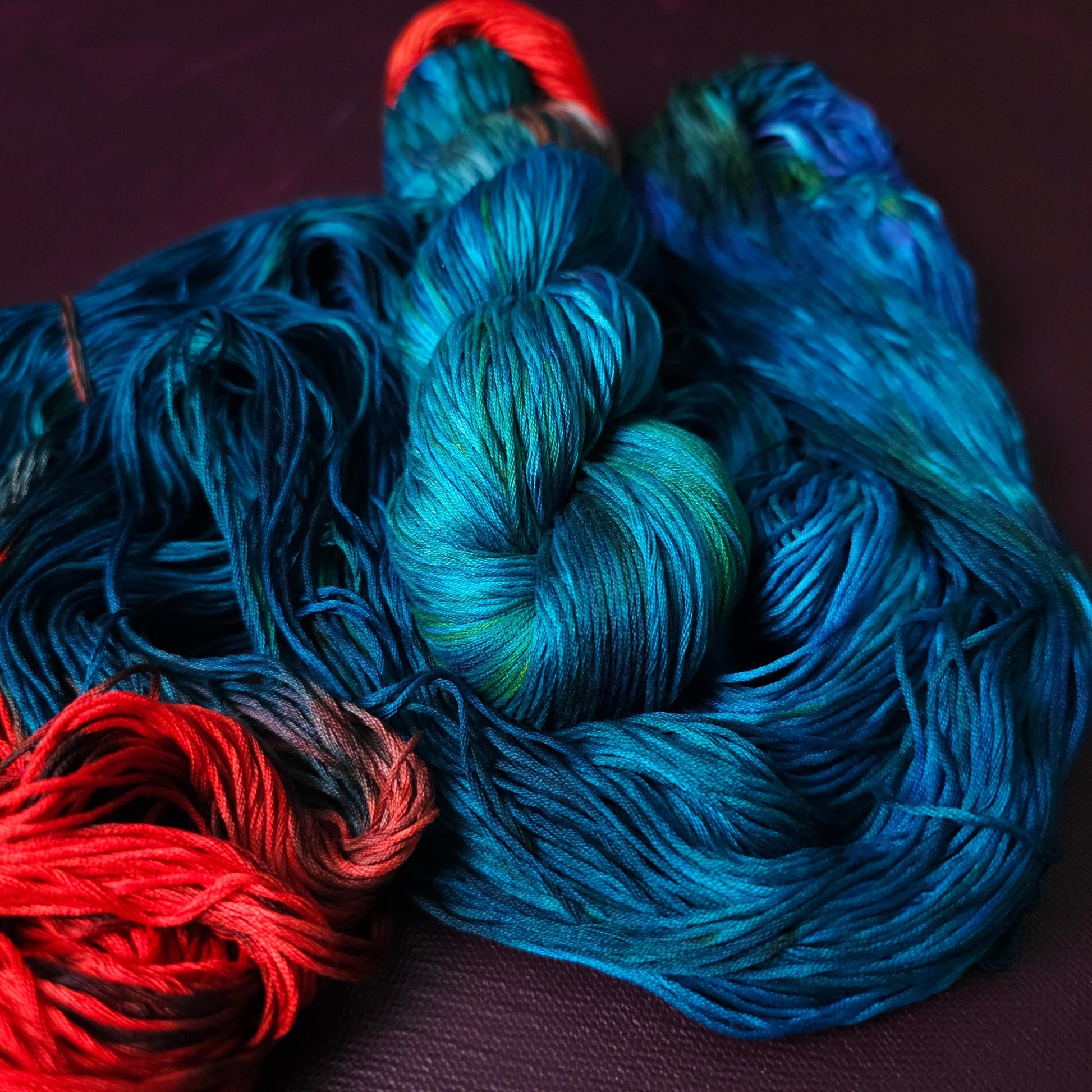 Blue Green Magpie, Hand dyed vegan yarn, assigned pooling, fingering / DK weight knitting yarn, tencel / bamboo / cotton crochet thread