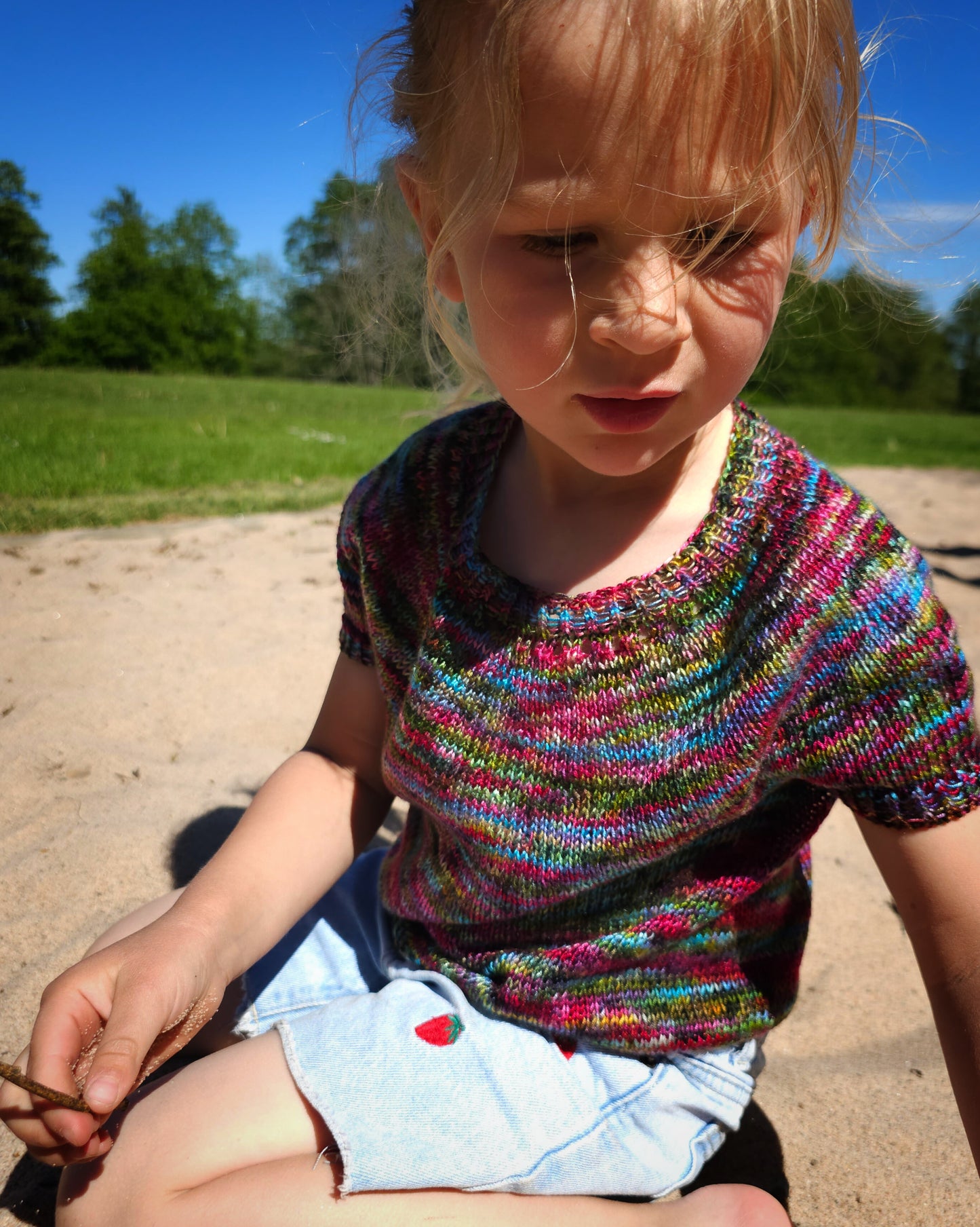 KNITTING PATTERN, Play time tee, Beginner Friendly Kids Knitwear Tee PDF Tutorial, Vegan Yarn Summer T-Shirt, Draped Top, Easy Sweater Shirt
