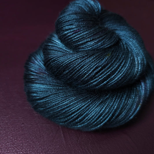 Hand dyed yarn ~ Evening Dove ***Dyed to order ~ fingering / DK weight tencel OR bamboo yarn, vegan, hand painted