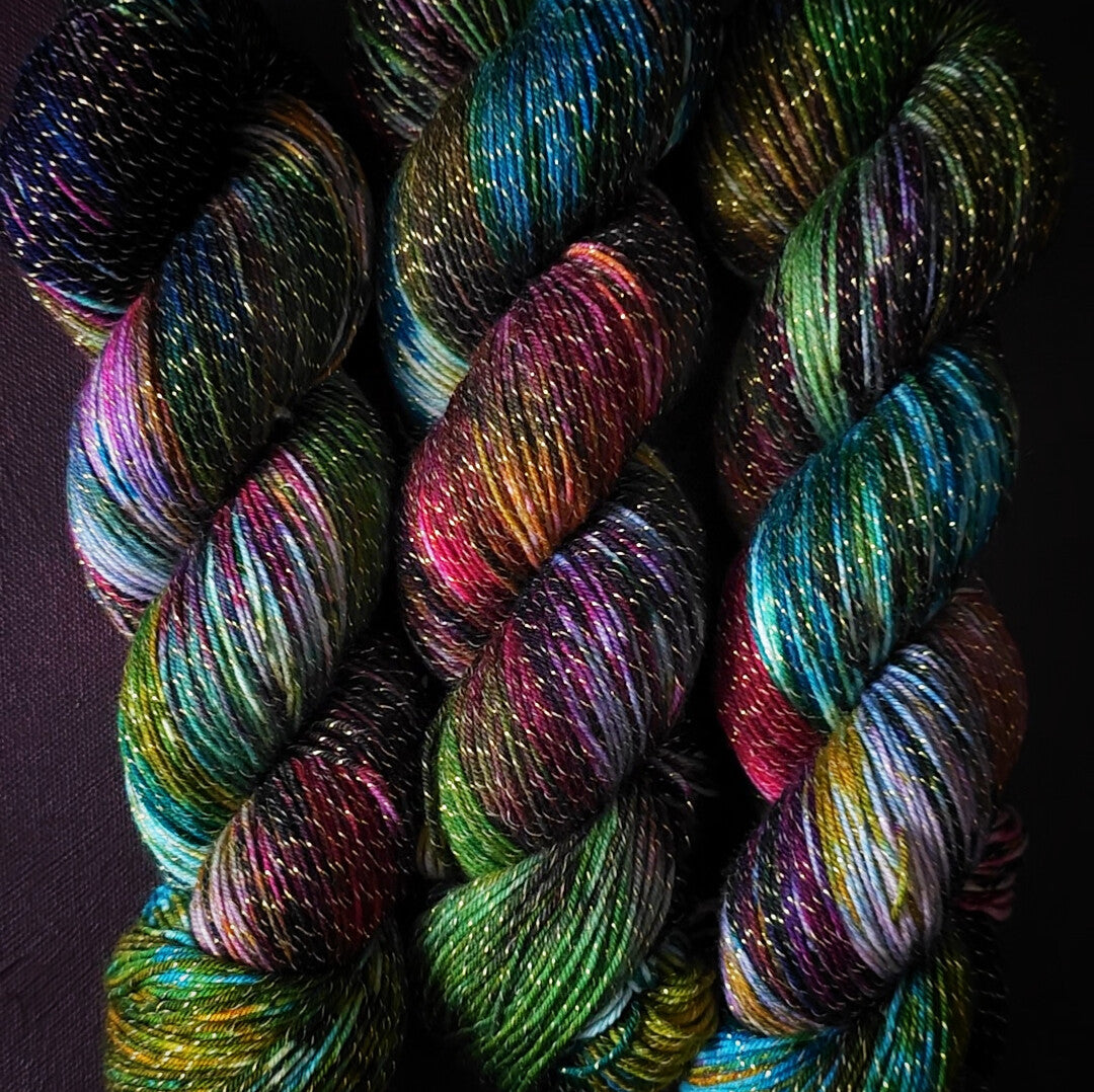 Tropical Splash, hand dyed merino singles yarn, gifts for knitters, gold lurex sock yarn, colorful knitting supplies, merino crochet sock yarn