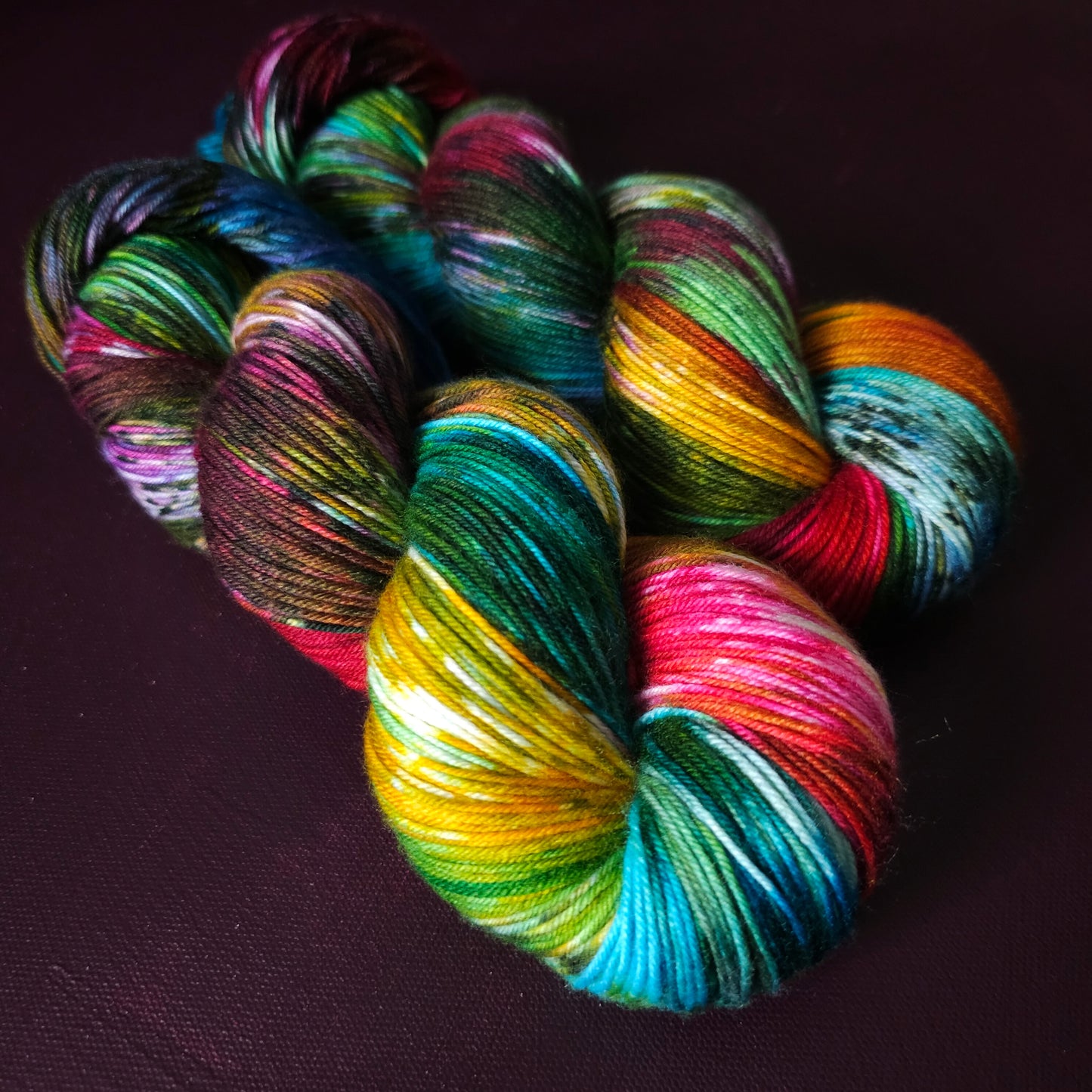 Tropical Splash, hand dyed merino singles yarn, gifts for knitters, gold lurex sock yarn, colorful knitting supplies, merino crochet sock yarn